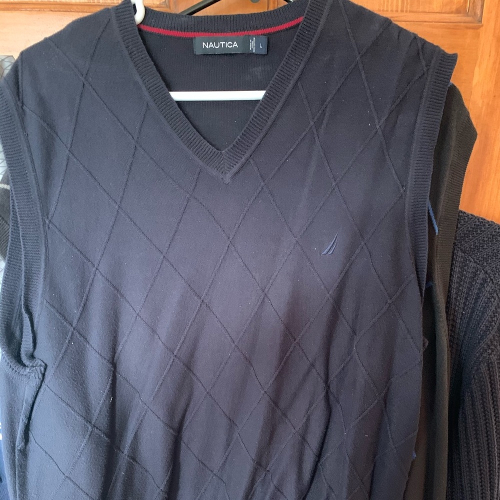 Men’s Nautica large sweater vest